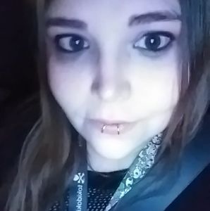 Meet your Posher, Faithanna